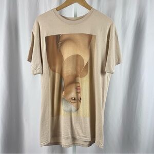 Ariana Grande Sweetener Large Singer Artist Graphic Tee Shirt Album Cover